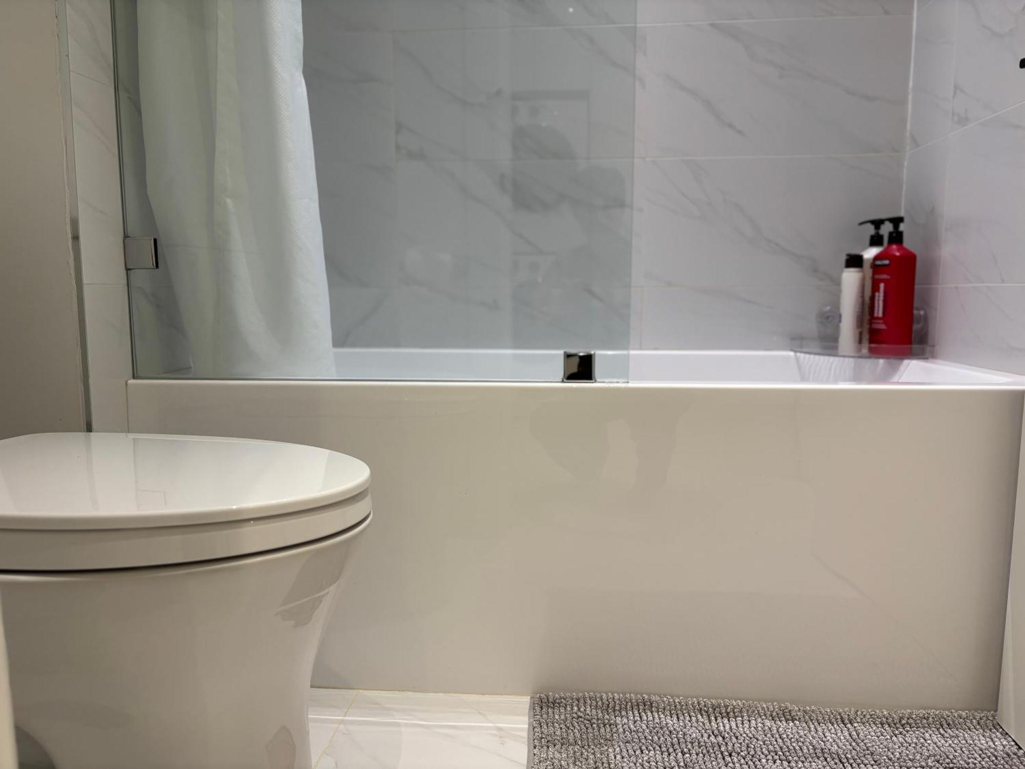 Cozy Family Suite In Vancouver Near Ubc Екстериор снимка