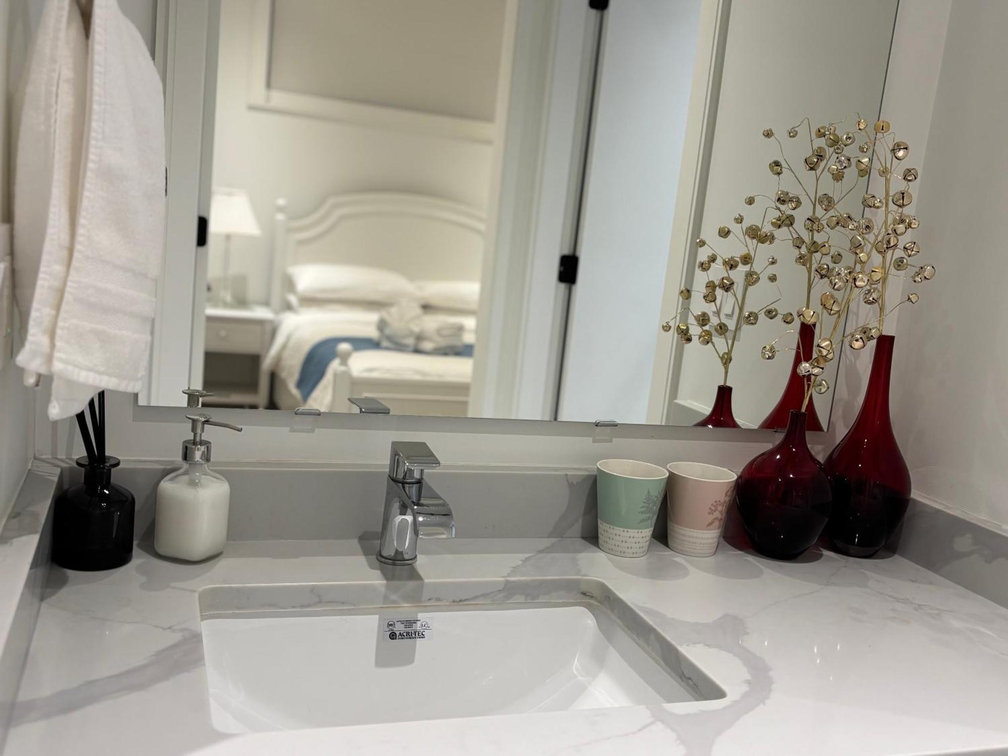 Cozy Family Suite In Vancouver Near Ubc Екстериор снимка